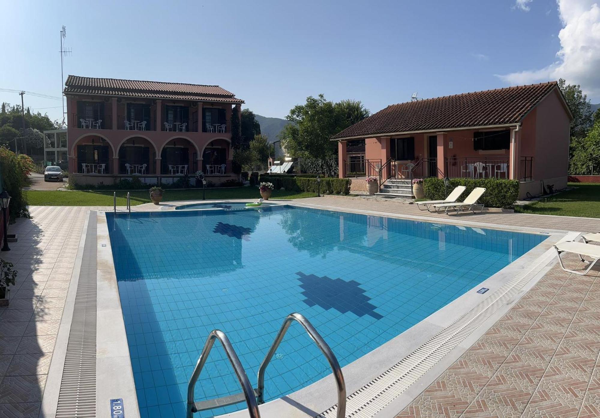 Gregory-Vassilis Apartments ดัสเซีย ภายนอก รูปภาพ